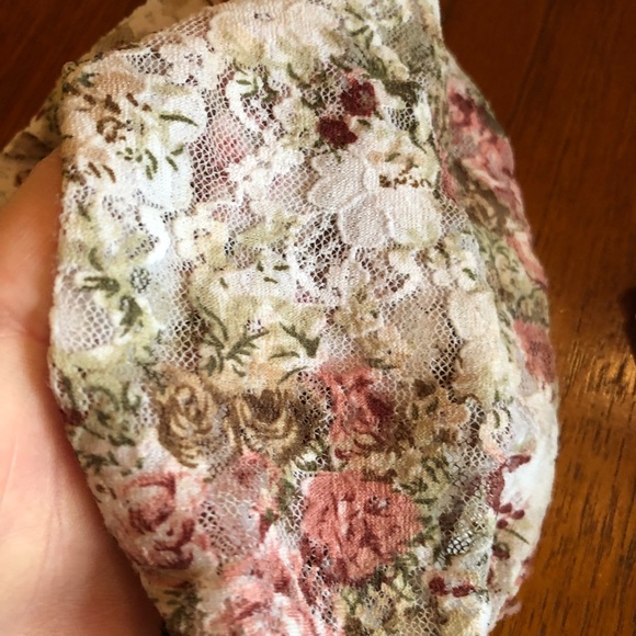 Elastic vintage floral headband - Picture 2 of 2